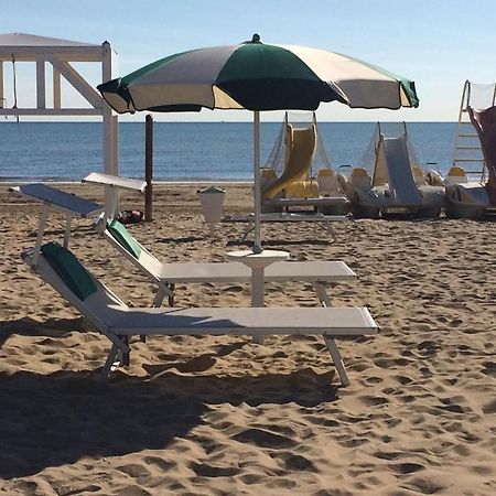 מלון רימיני La Casa Al Mare מראה חיצוני תמונה